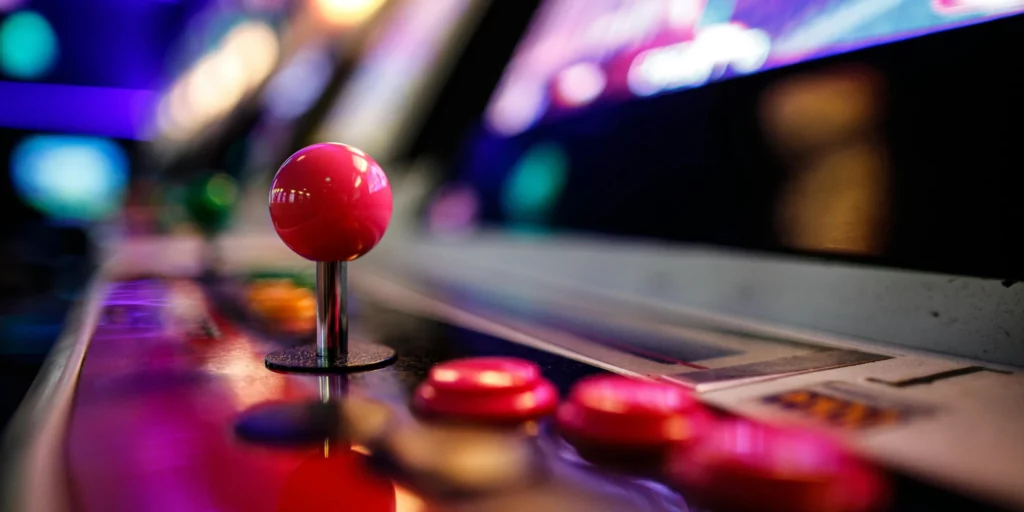 Najlepsze gry arcade lat 80. i 90., w które musisz zagrać